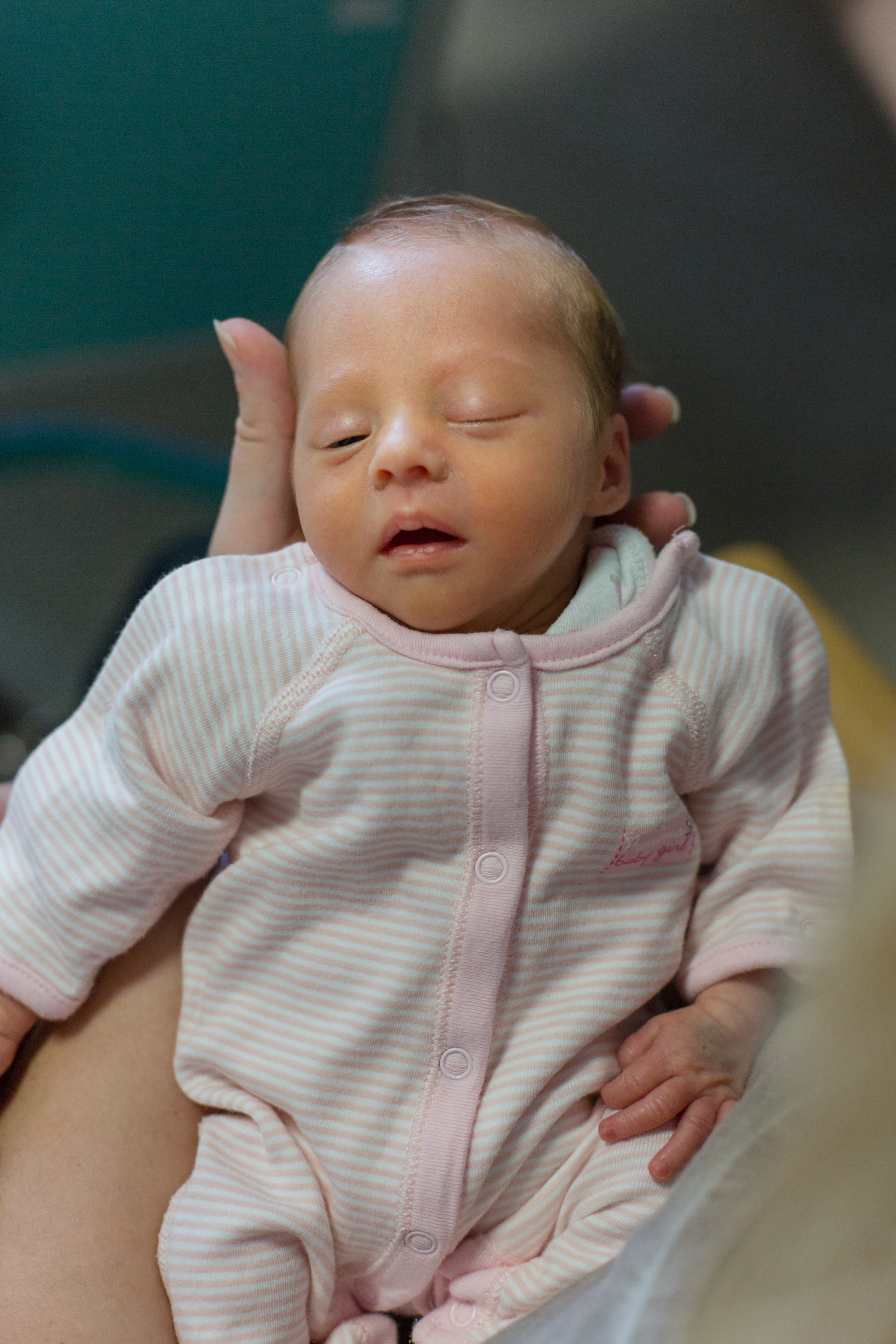 Neonatal premature baby photography Surrey